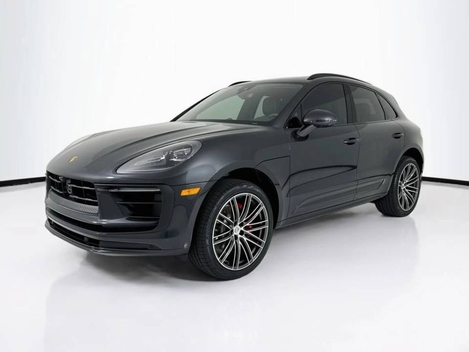 2026 Porsche Macan