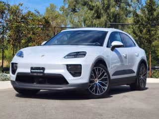 2025 Porsche Macan