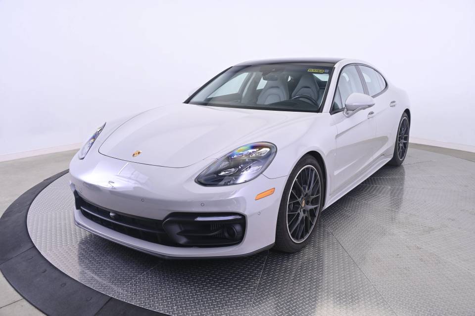 2023 Porsche Panamera