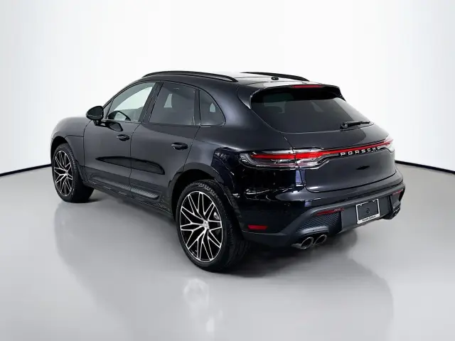 2026 Porsche Macan T - Photo 22