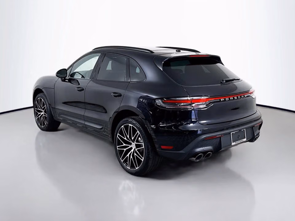 2026 Porsche Macan T - Photo 19