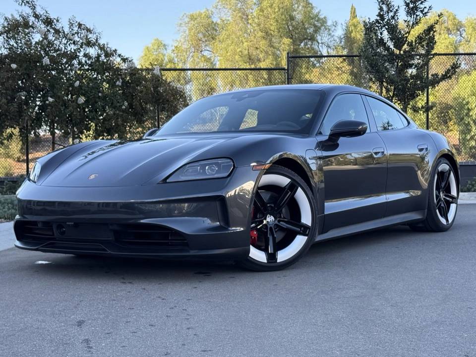 2025 Porsche Taycan S