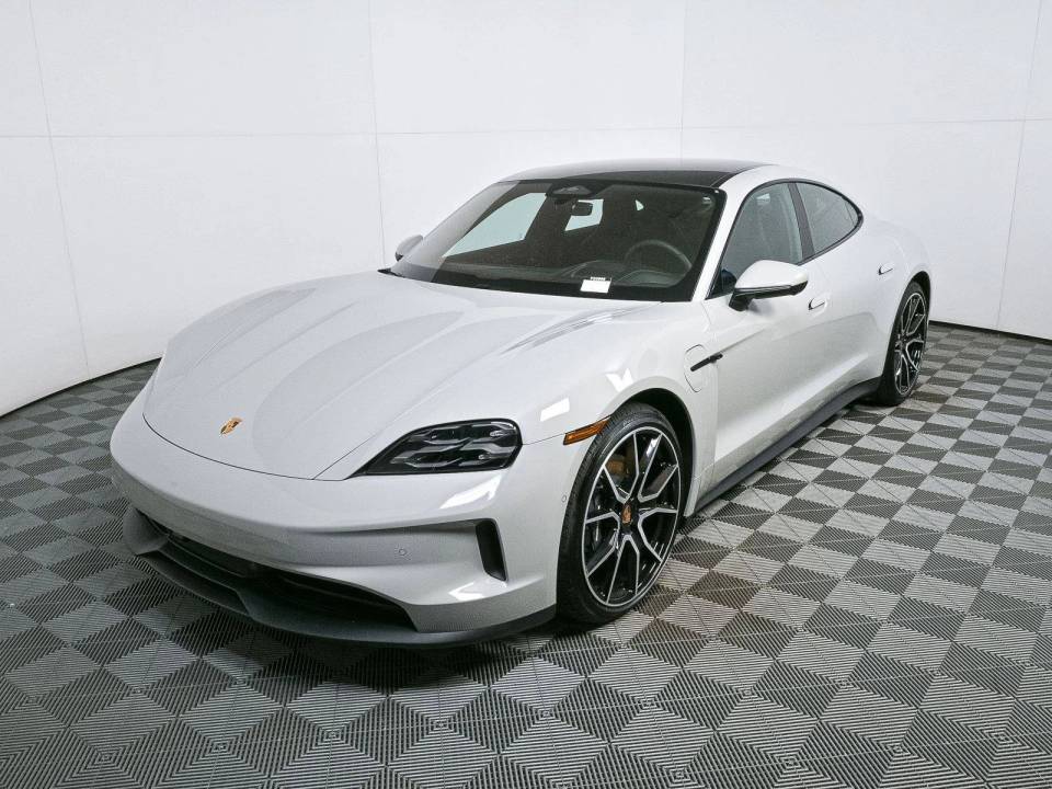 2026 Porsche Taycan