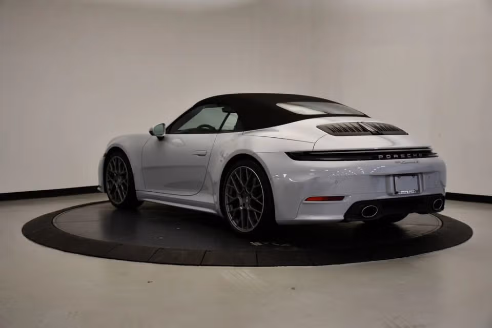 2026 Porsche 911 S - Photo 19