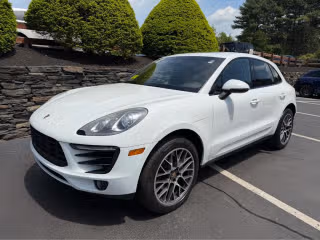 2016 Porsche Macan S's photo