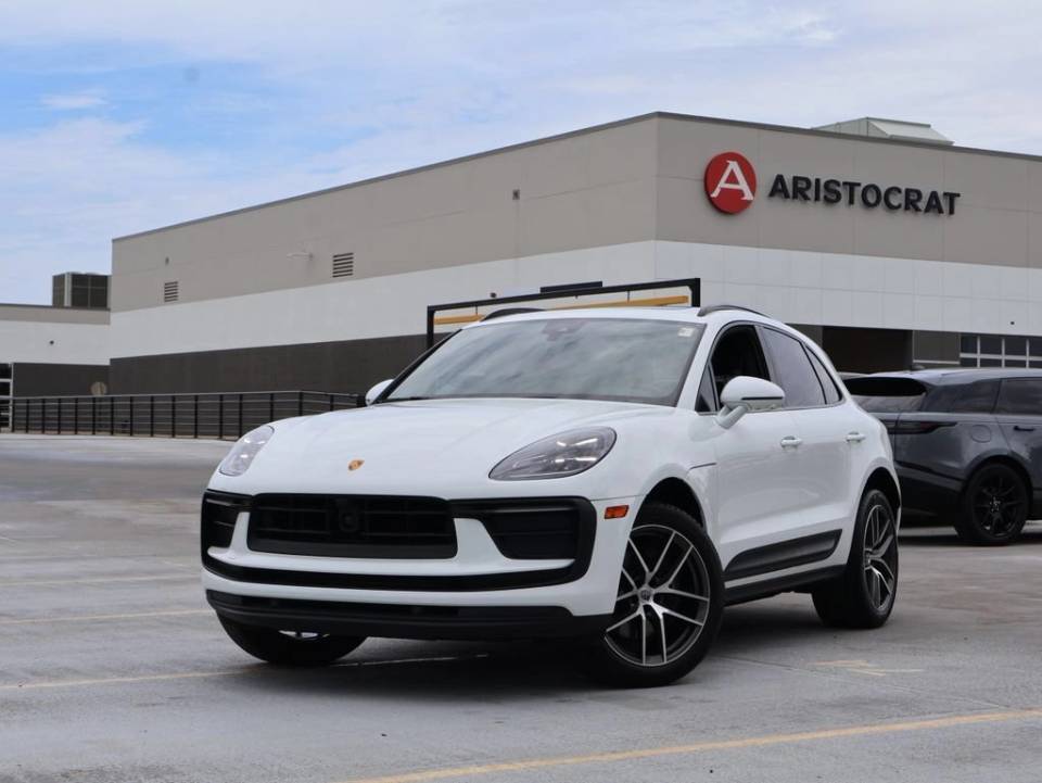 2023 Porsche Macan