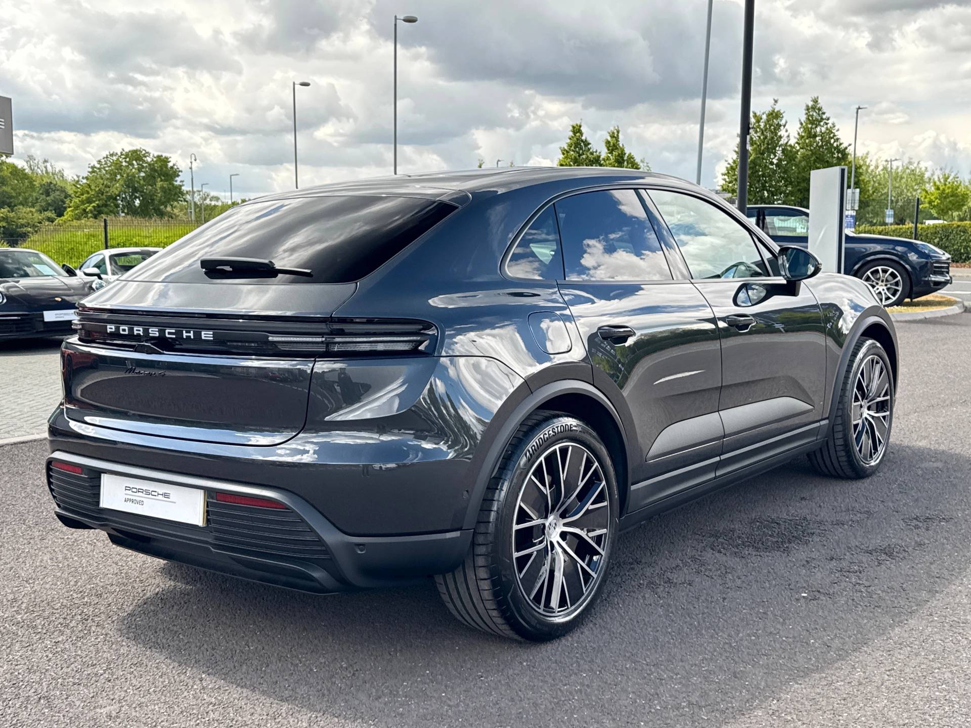 Macan 4, photo 33 of 33