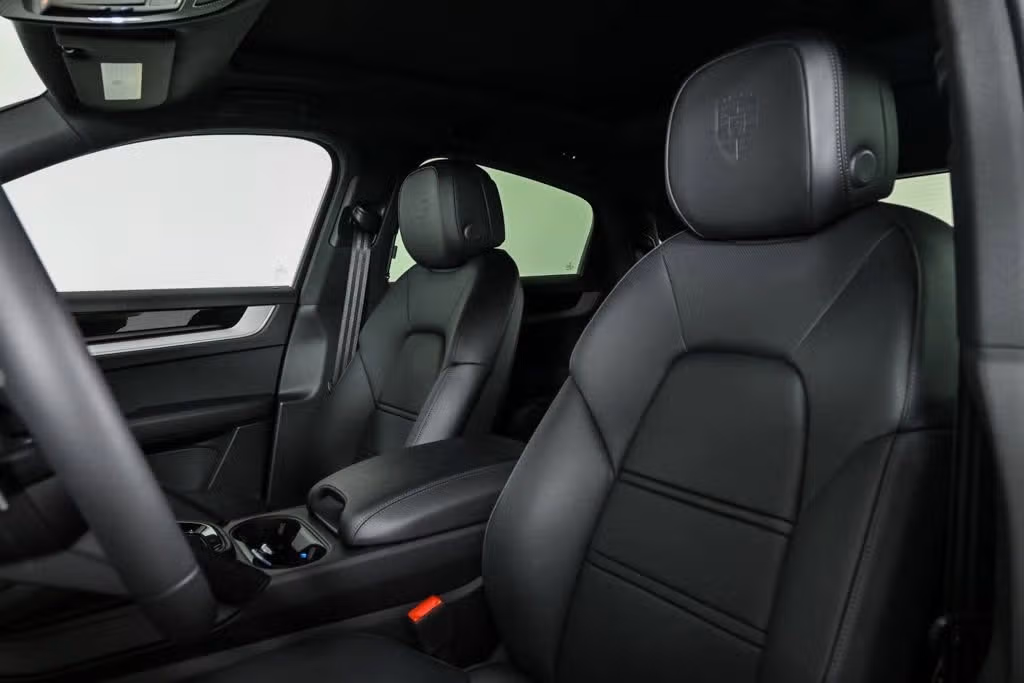 2025 Porsche Cayenne Coup Base - Photo 36