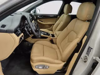 2025 Porsche Macan Base - Photo 33