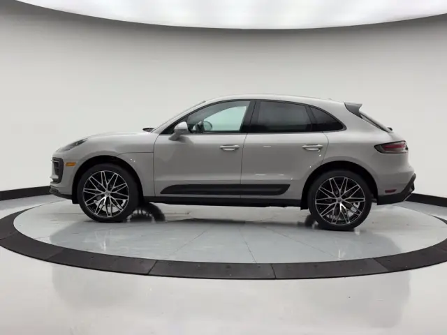 2026 Porsche Macan Base - Photo 14