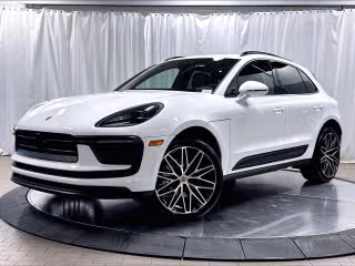 2026 Porsche Macan's photo