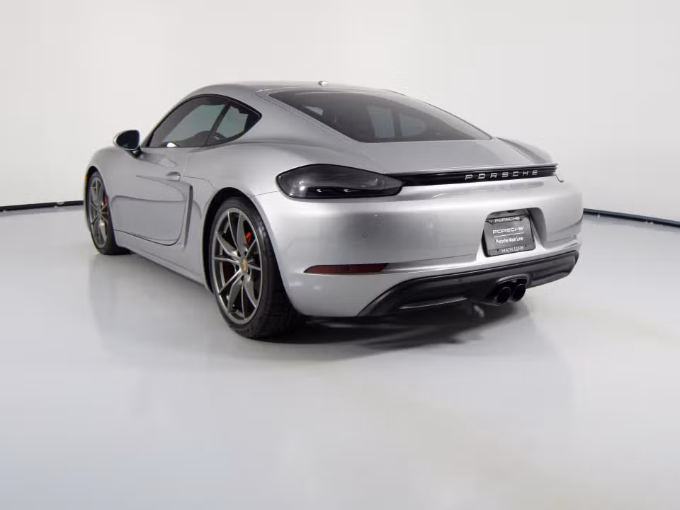2024 Porsche 718 19