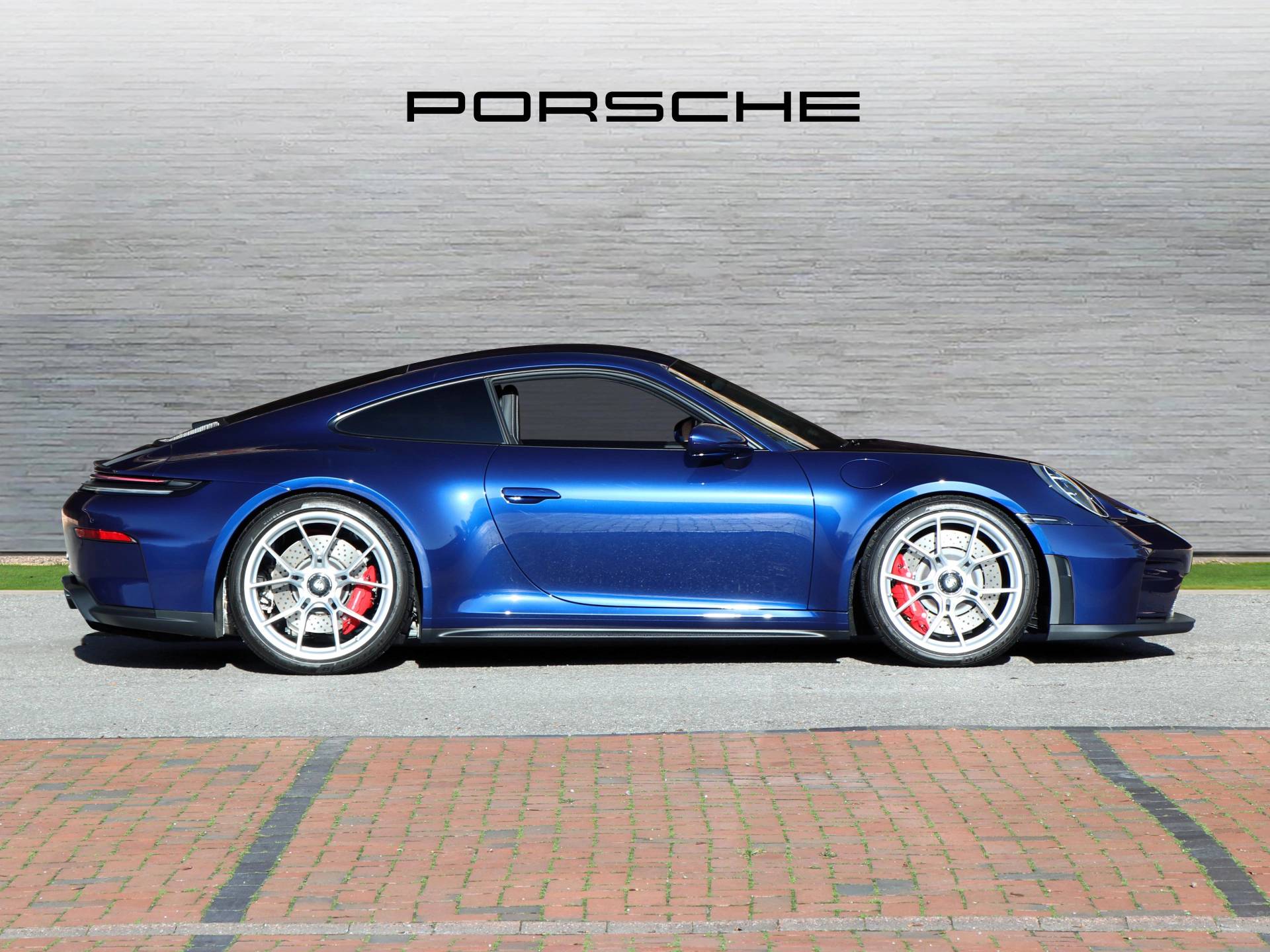 911 GT3 Touring, photo 2 of 54