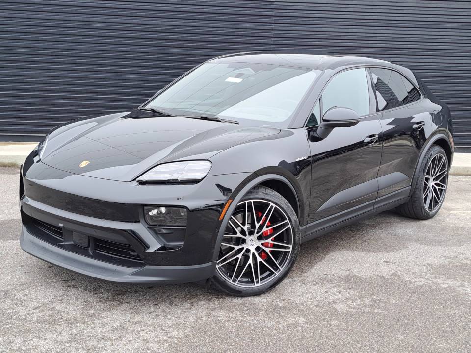 2025 Porsche Macan
