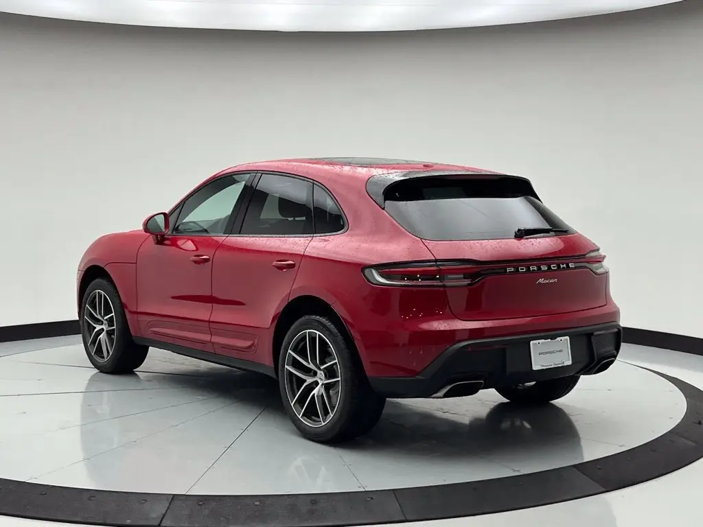 2026 Porsche Macan Base - Photo 24