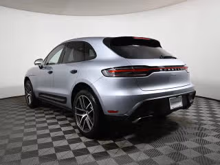 2026 Porsche Macan - Photo 17