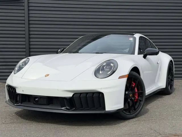 2026 Porsche 911 GTS - Photo 6