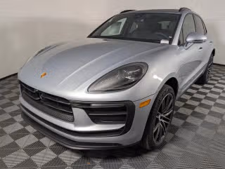 2026 Porsche Macan's photo