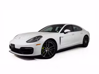 2023 Porsche Panamera 4S E-Hybrid's photo