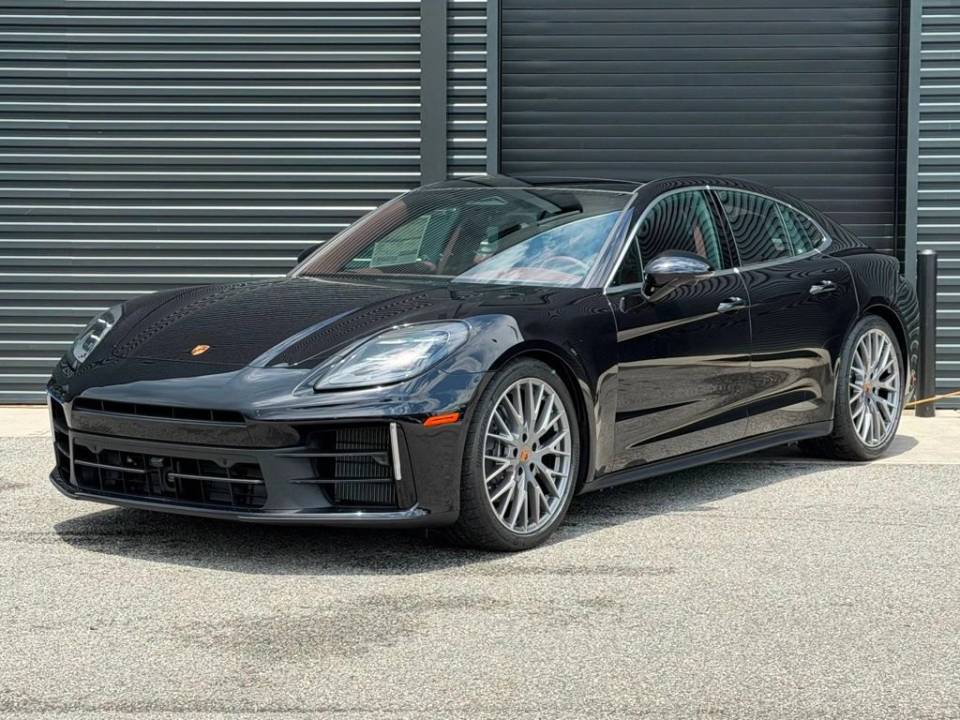 2026 Porsche Panamera