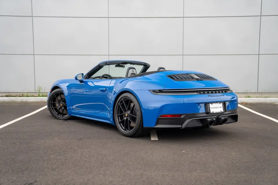 2026 Porsche 911 GTS - Photo 23