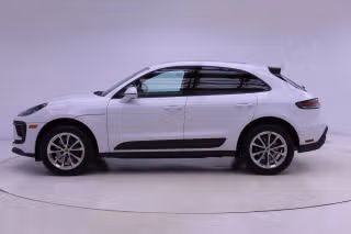 2025 Porsche Macan - Photo 9