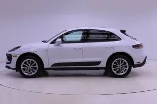 2025 Porsche Macan - Photo 13