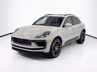 2023 Porsche Macan's photo