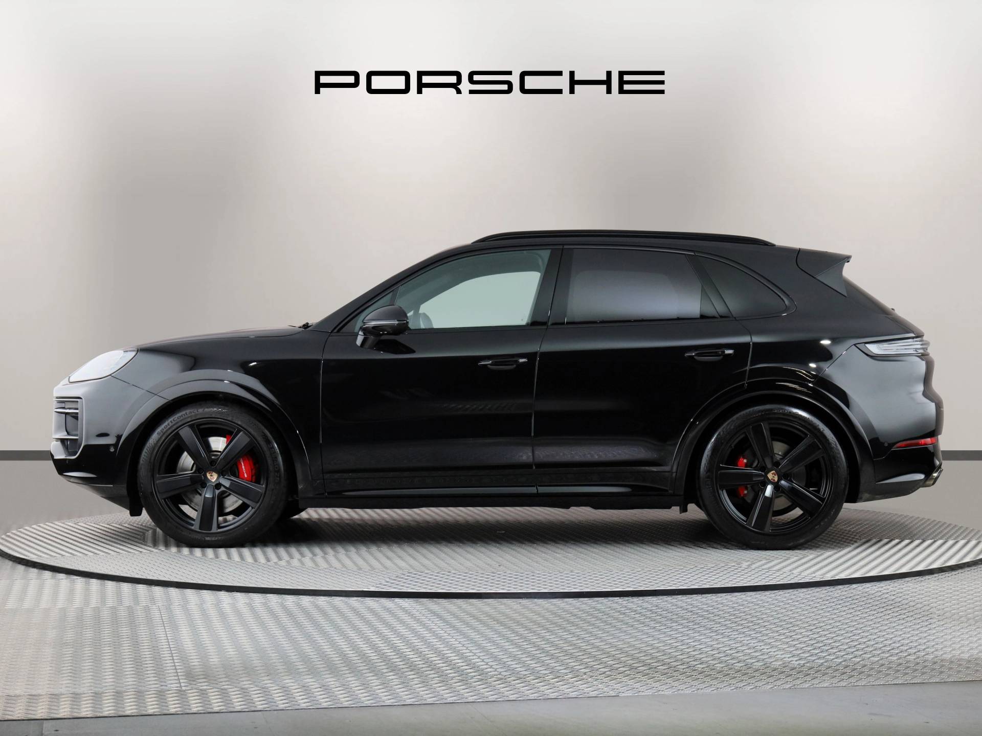 Cayenne GTS, photo 2 of 38