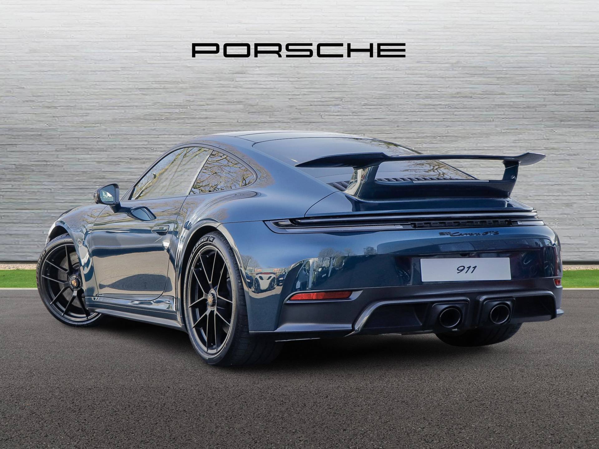 911 Carrera GTS, photo 2 of 42