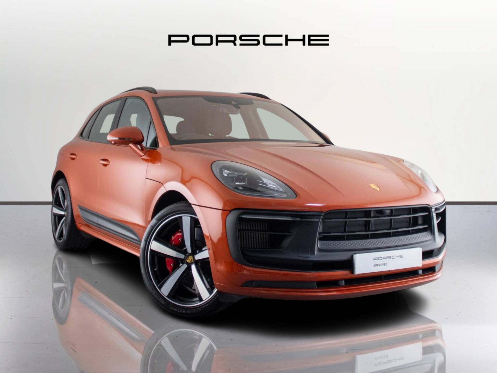 Macan GTS, photo 1 of 60