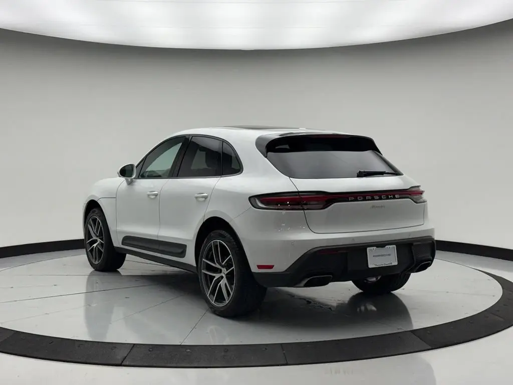 2026 Porsche Macan Base - Photo 24
