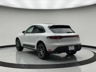 2026 Porsche Macan Base - Photo 21