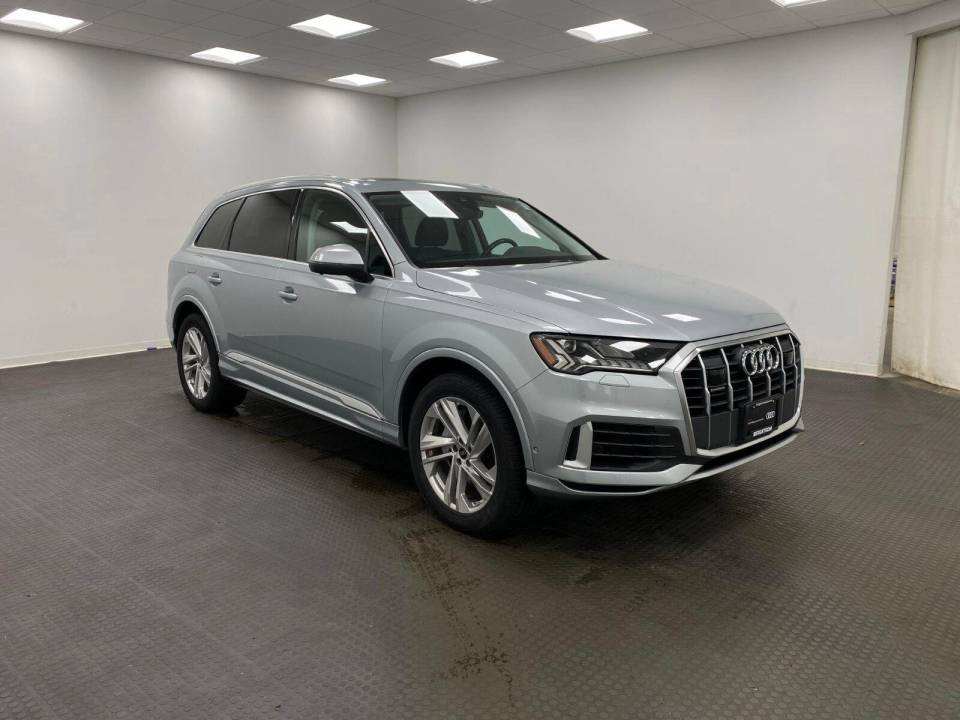 2023 Audi Q7 Premium Plus