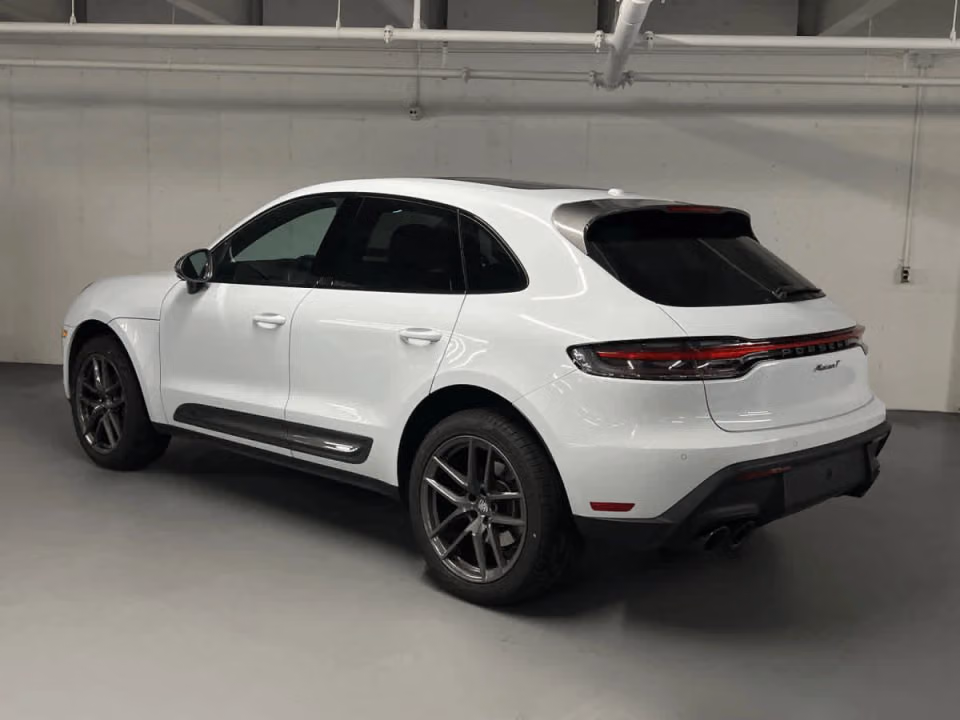 2026 Porsche Macan T - Photo 19