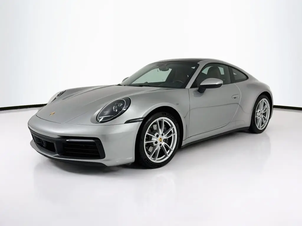 2020 Porsche 911 Carrera