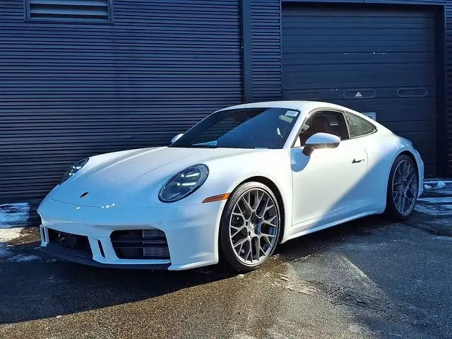 2025 Porsche 911 S - Photo 7
