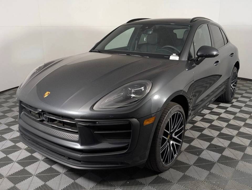 2026 Porsche Macan T