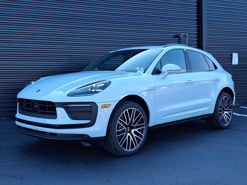 2026 Porsche Macan