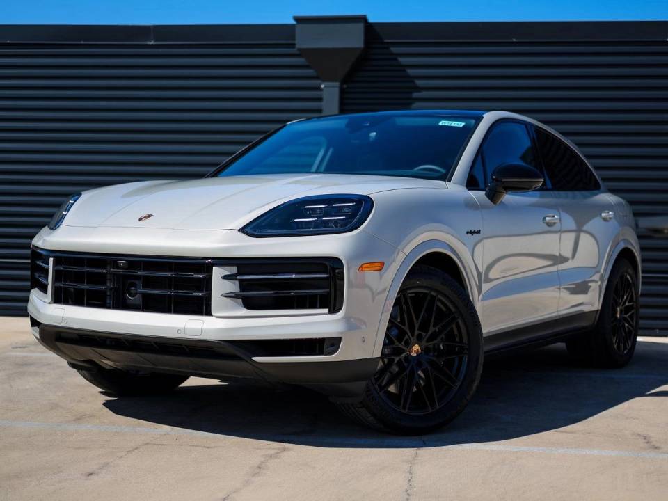 2026 Porsche Cayenne Coup
