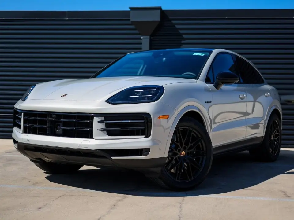 2026 Porsche Cayenne Coup E-Hybrid - Photo 7
