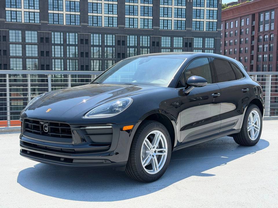 2026 Porsche Macan