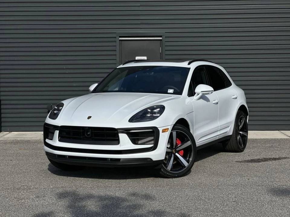 2026 Porsche Macan