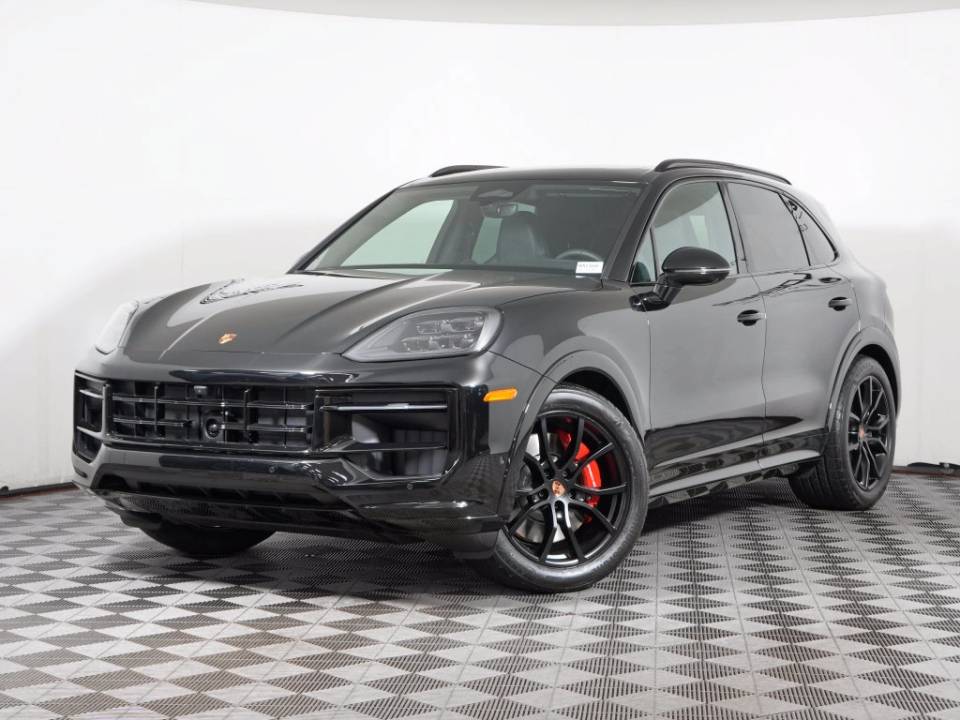 2026 Porsche Cayenne GTS