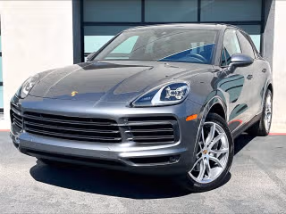 2021 Porsche Cayenne S's photo