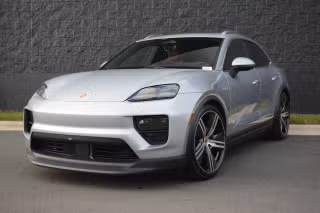 2025 Porsche Macan Macan 4S Electric's photo