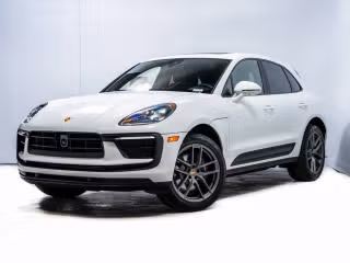 2026 Porsche Macan -'s photo