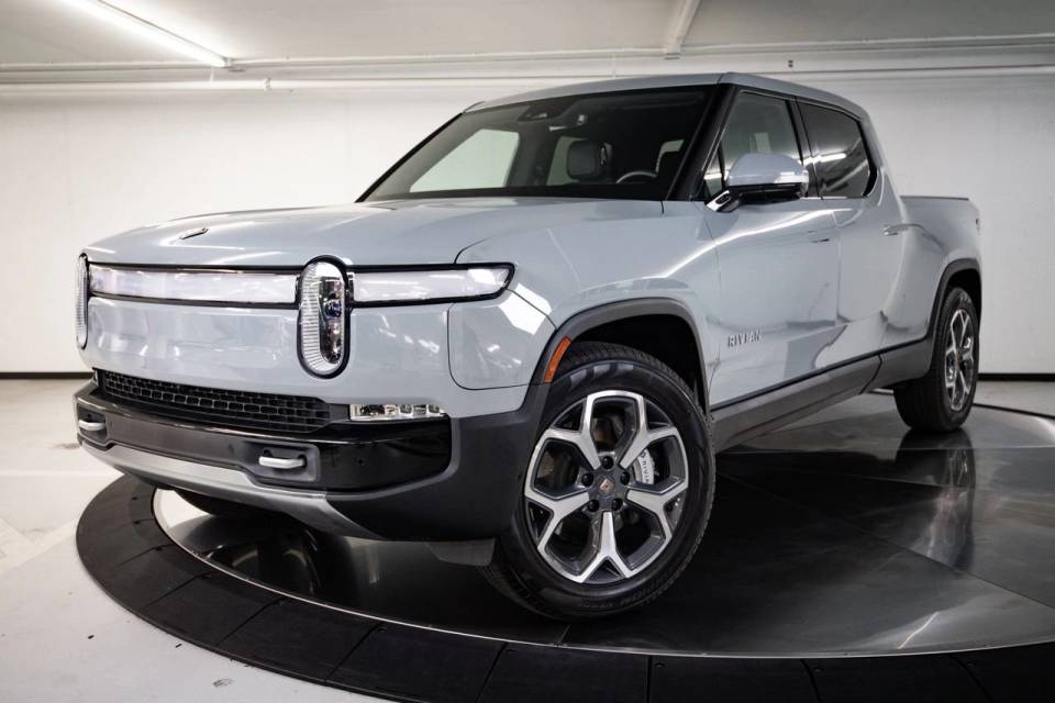 2024 Rivian R1T