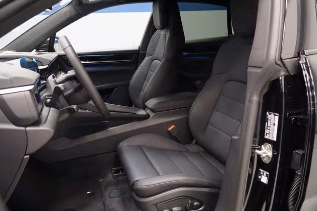 2026 Porsche Macan S - Photo 34