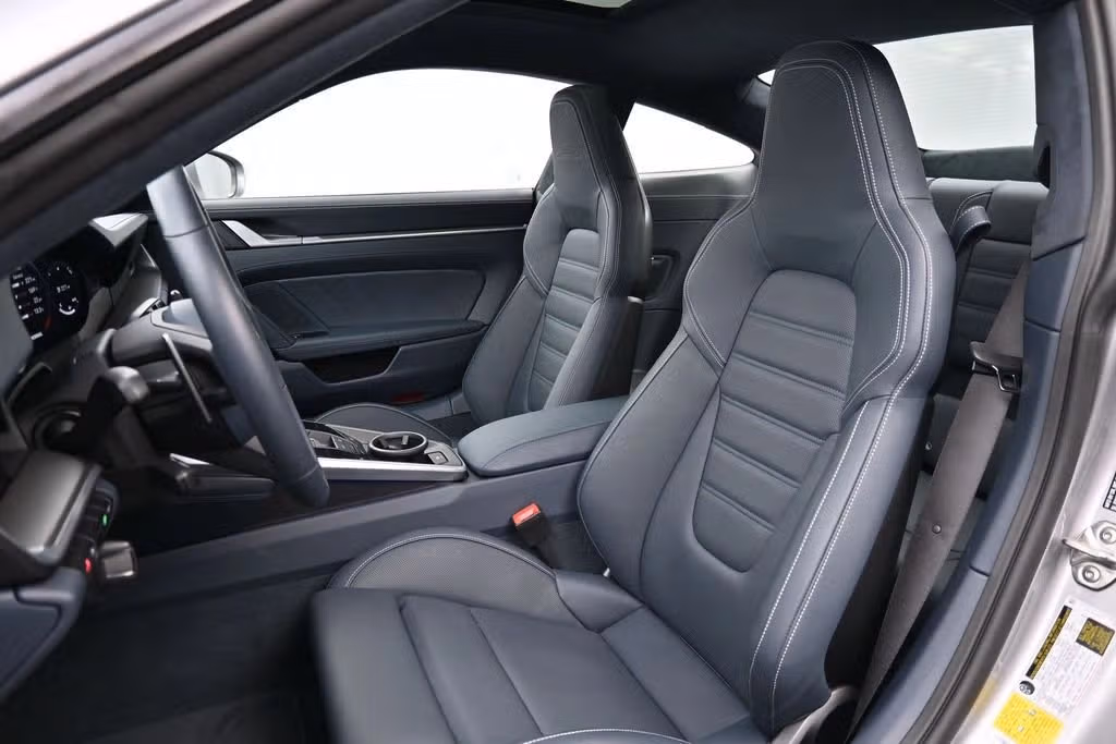 2025 Porsche 911 Turbo S - Photo 36